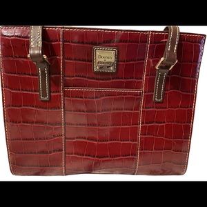 Vintage Dooney and Bourke Bayou Red crocodile shoulder bag